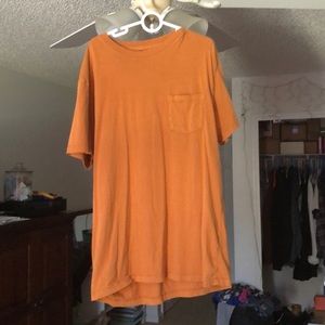 UO standard crew tee